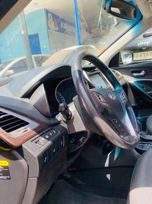 Hyundai santafe sport 2017 image 9