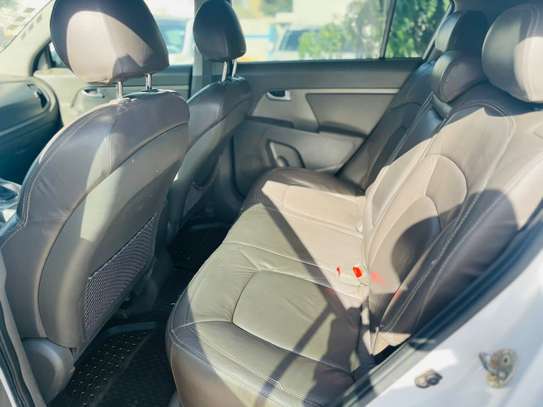 KIA SPORTAGE 2011 image 8