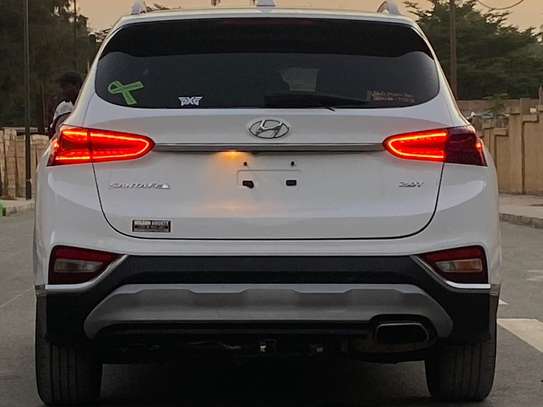 Hyundai Santa Fe Limited 2019 image 13