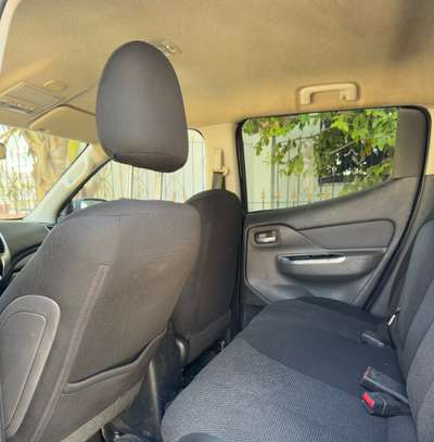 Mitsubishi L200 2016 image 8