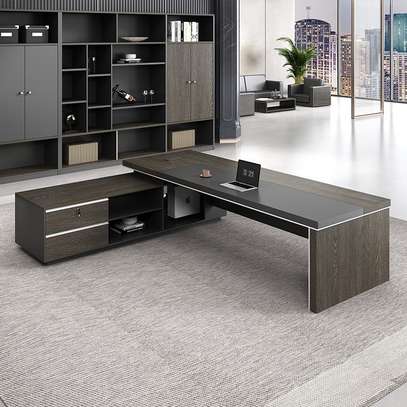 Bureau ministre, directeur, assistant complet image 3