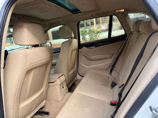 BMW X1 2012 image 10