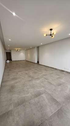 Bel appartement de grand standing sur la VDN image 1