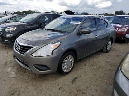 Nissan versa S 2017 1.6l image 2