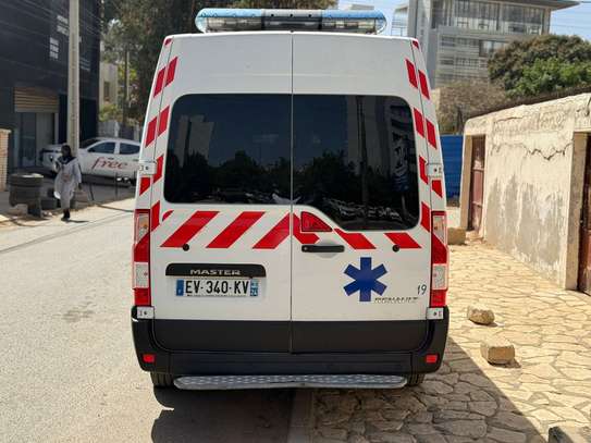 RENAULT MASTER 2018 image 8