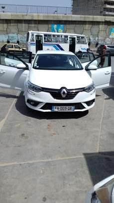 RENAULT MEGANE 4 image 2