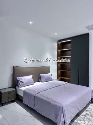 À Vendre – Appartement Duplex F4 de 290m2 ,aux Almadies image 14