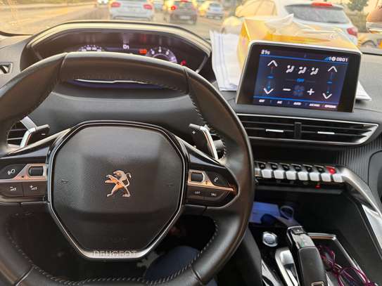 Peugeot 3008 image 4
