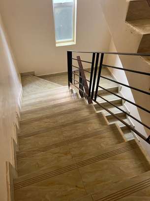 BEL APPARTEMENT F4 A LOUER image 8