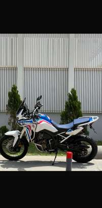 Honda africa twin image 1