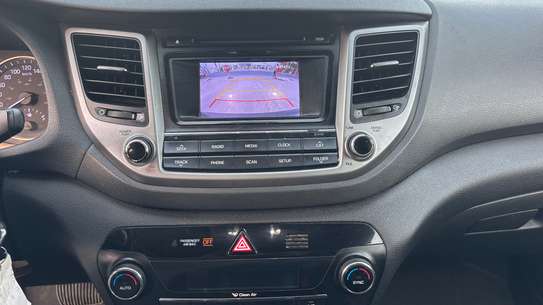 Hyundai Tucson Venat image 14