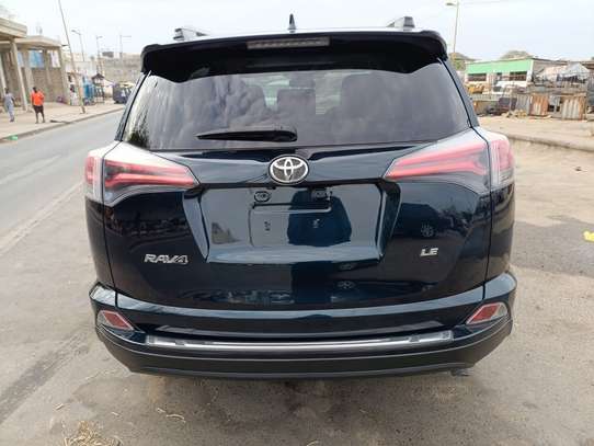 Toyota rav4 2017 image 10