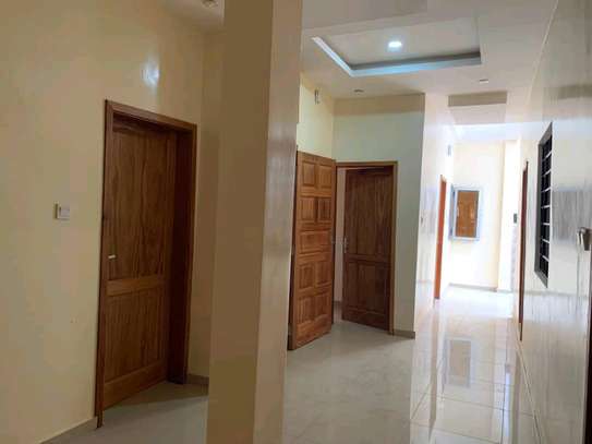 Appartement F4 à louer MERMOZ CITÉ BATRAIN  Pas de Courtier image 6