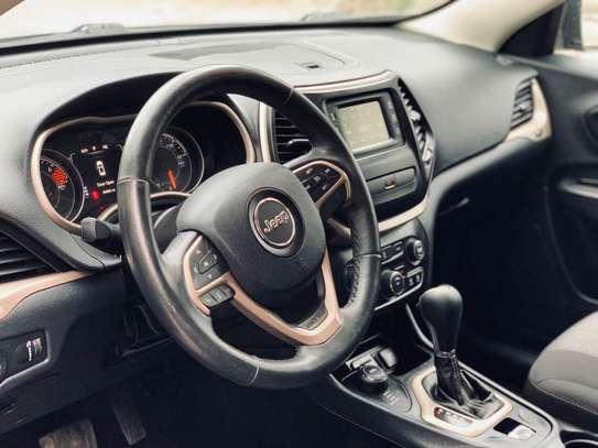 JEEP CHEROKEE SPORT 2016 image 6