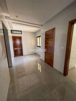 Appartement à louer aux almadies à la zone de recasement image 4