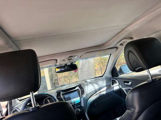 Hyundai Santafe 2014 image 10