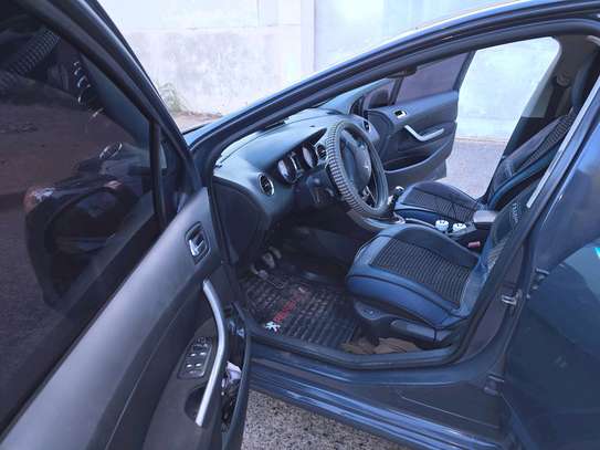 PEUGEOT 308 image 12