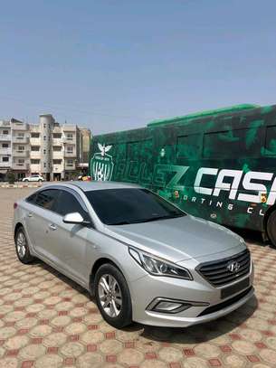 Hyundai Sonata image 5