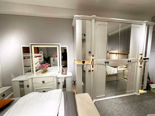 CHAMBRE A COUCHER VIP image 7