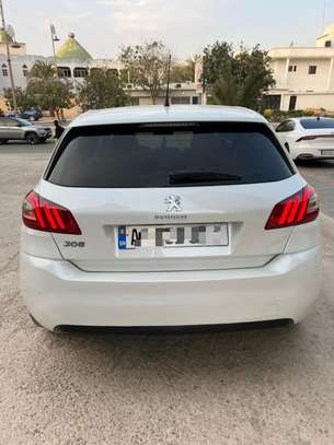 Peugeot 308 2018 image 10