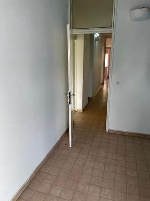 APPARTEMENT F4 ESPACE RESIDENCE HANN MARISTE image 7