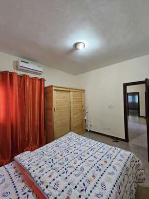Appartement F4 meublé à Ngor résidence (location mensuelle) image 5