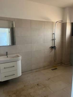 APPARTEMENT DUPLEX A LOUER image 6