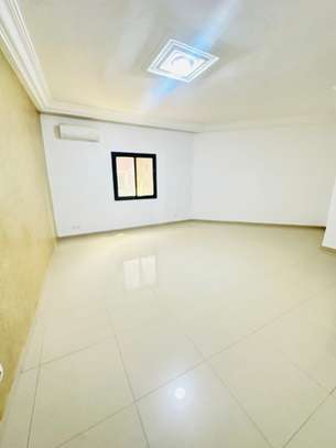 APPARTEMENT F4 STANDING À LOUER A LA CORNICHE DES MAMELLES image 5