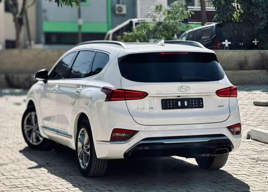 HYUNDAI SANTAFE 2020 image 8
