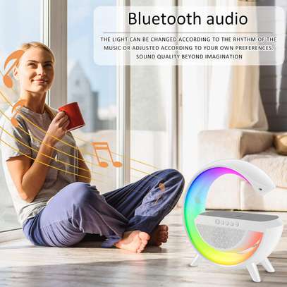 Enceinte bluetooth led 3en1 chargeur sans fil smartphone image 4