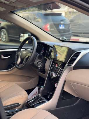 Hyundai Elantra GT 2016 image 10