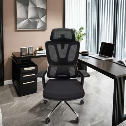 Chaise et fauteuil de bureau image 3