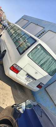 Location de bus et minibus climatisés image 3