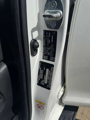 Toyota prado txl 2018 image 3