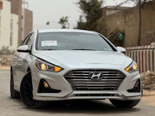 Hyundai Sonata Venant image 2