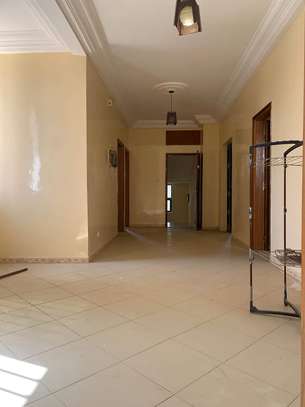 APPARTEMENT À LOUER NGOR ALMADIES image 2