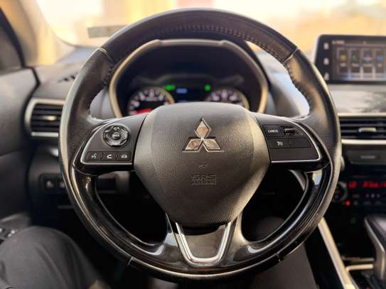 MITSUBISHI ECLIPSE CROSS 2020 image 12