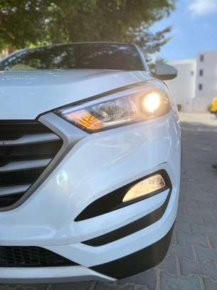 Hyundai Tucson année 2016 FULL OPTION image 4