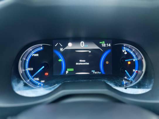 Toyota rav4 année 2022 image 14