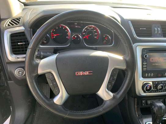 Gmc akadia full option 7 places image 3