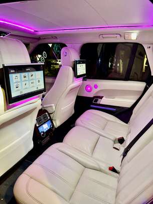 Range Rover Vogue image 11