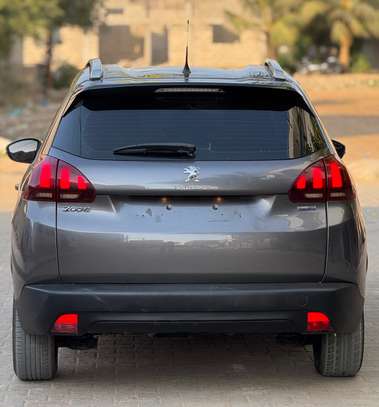 Peugeot 2008 2016 image 4
