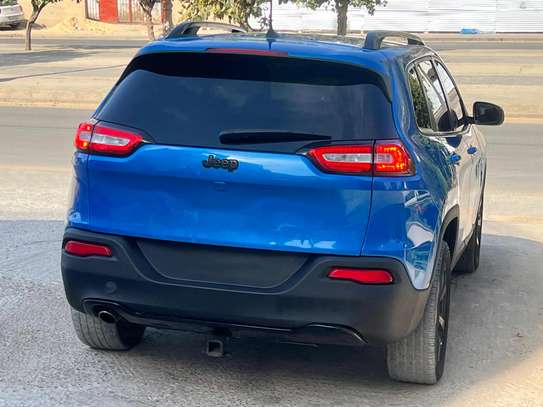 Jeep Cherokee 2018 image 7
