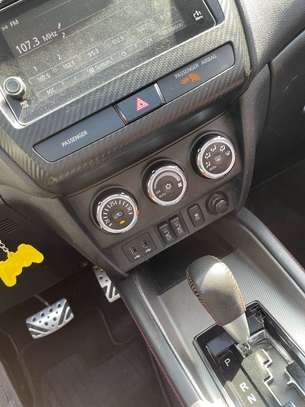 Mitsubishi RVR image 5