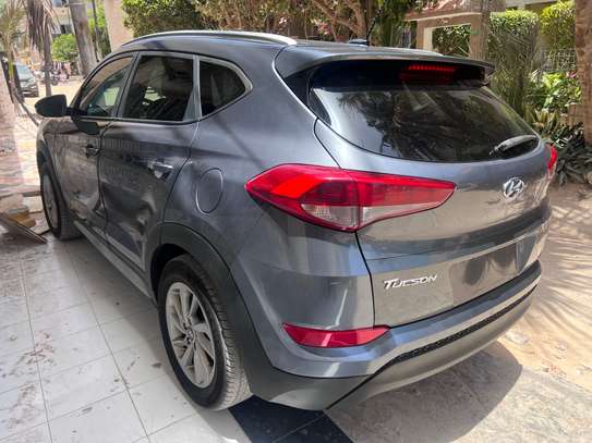 Hyundai Tucson image 11