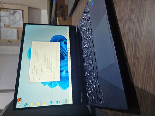 Gamer hp victus image 2