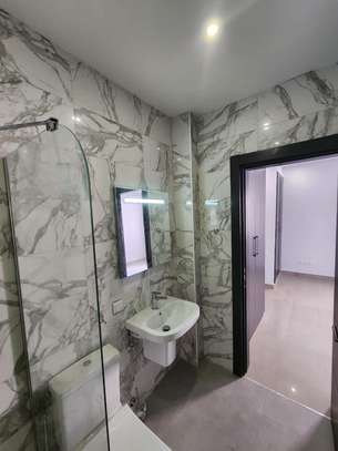 Bel appartement F4 à louer aux Mamelles image 9
