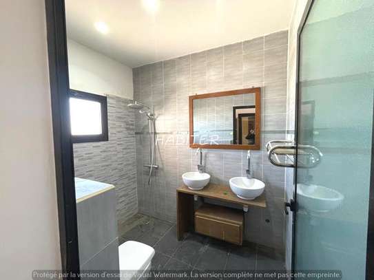 Appartement lumineux à louer à ouakam image 5