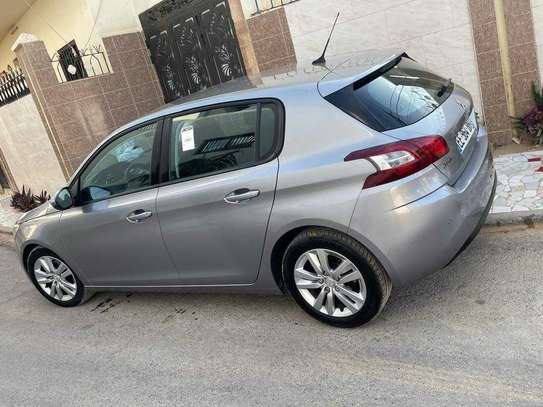 Peugeot 308  2016 image 1