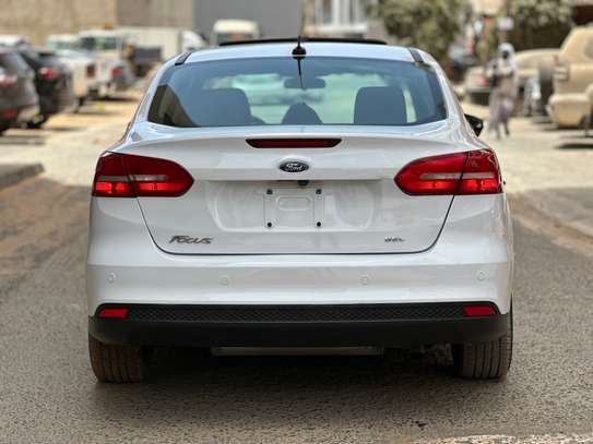 Ford focus  sel 2017 image 10